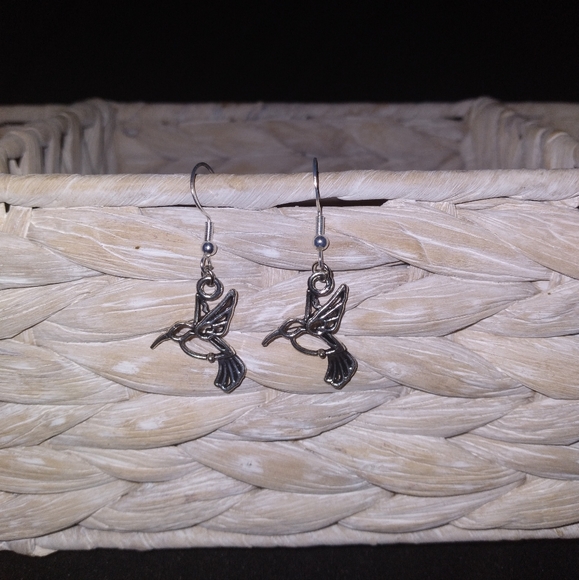 Hummingbird dangle earrings - Picture 2 of 6